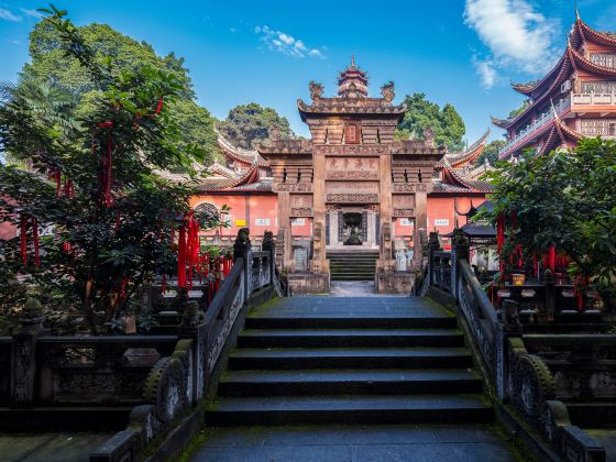 Huayan Temple