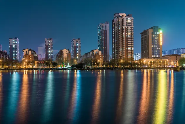 Отели с услугой Завтрак в г. Цзинин