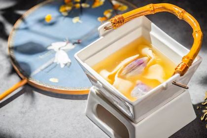 Shanghai Jichen Weijing Hotel · Jiuxi · Four Seasons Huaiyang(jingandian)