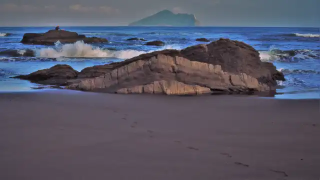 Hotels near Wushih Harbor