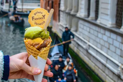 Gelato fantasy(Punto Vendita 1)