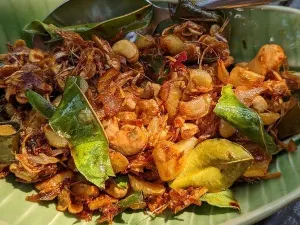 Phakhao Lao Restaurant