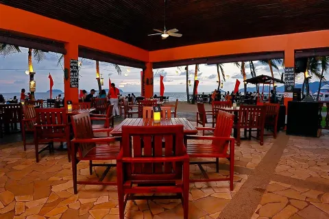 BREEZE RESTAURANT