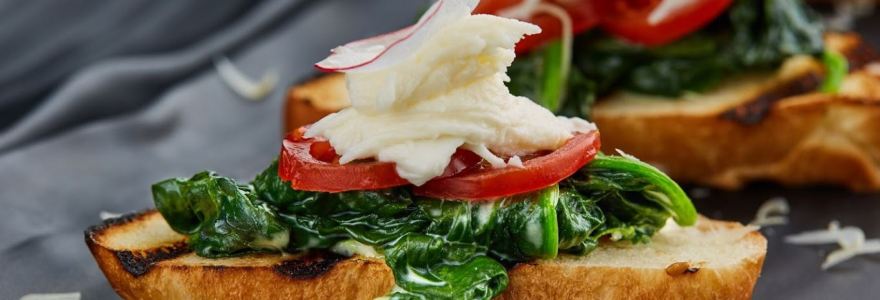 MONA Restaurant & Lounge