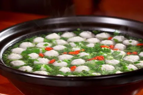 An zhuang yi jia qin xiang cun shou gong Noodles (yan'anlu)