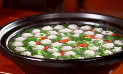 An zhuang yi jia qin xiang cun shou gong Noodles (yan'anlu)