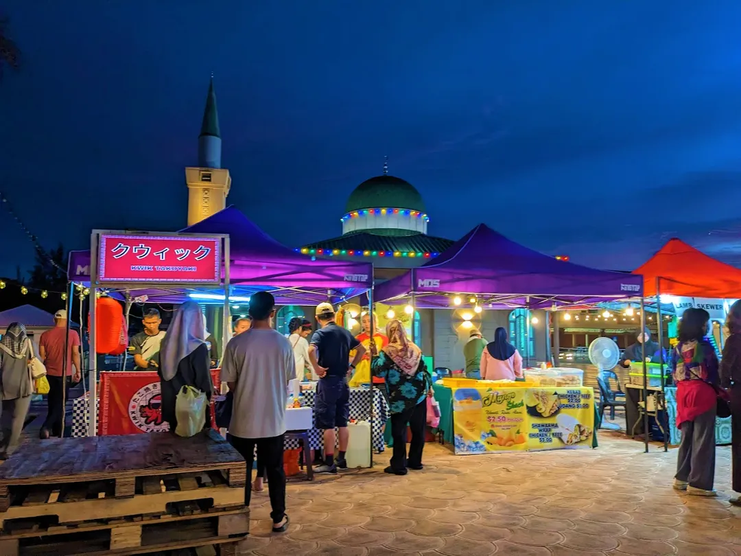 1_Gadong Night Market