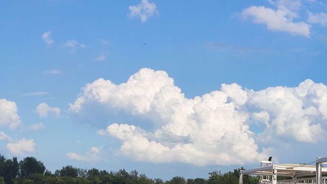 dong hu sha tan you le yuan