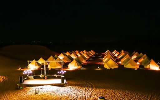 Camping in Zhongwei