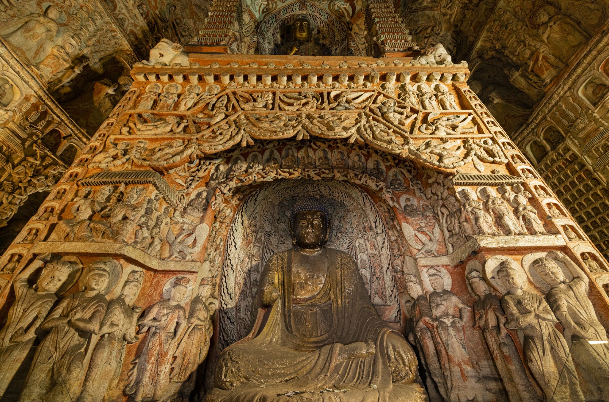 1-day Private Charter Tour to Xuankong Temple + Yungang Grottoes + Huayan Monastery (Small Group of 2 with Hotel Transfers)