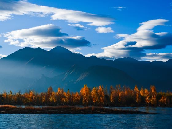 Yarlong Tsangpo River