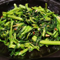 醉辉皇(徐汇滨江东航店) User Photo