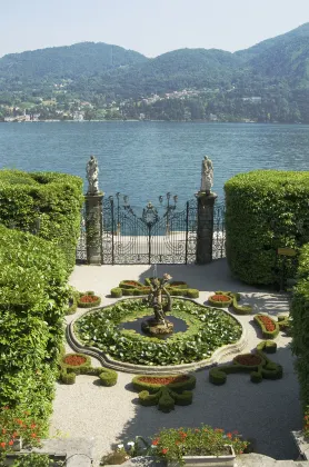 Отели с услугой Завтрак в г. Комо