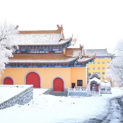 Zhongling Temple周辺のホテル