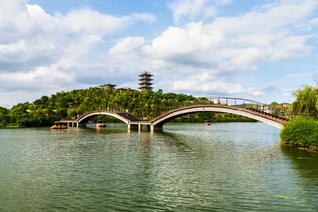 上嘉寓顏酒店（遵義匯川區珠海路國貿購物中心店）