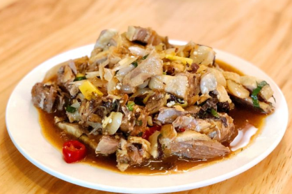 Cousin-in-law's House • Nanning Private-home Cuisine • Charcoal Grill Hot pot (Dongbao Road Branch)