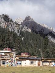 Zhugu Temple