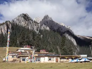 Zhugu Temple