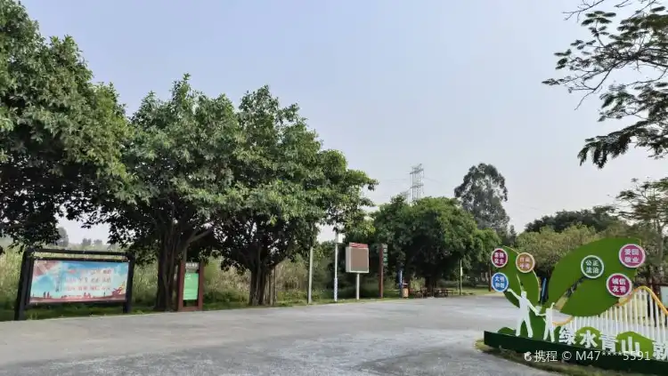 Hotels near Xiawei Section, Xixi Waterfront Park