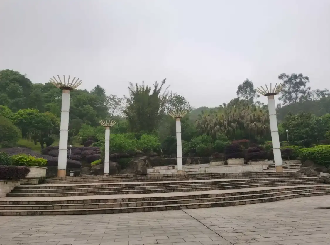 Hotels near Yong'an Hudieshan Park