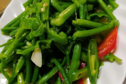 杉树林野菜馆