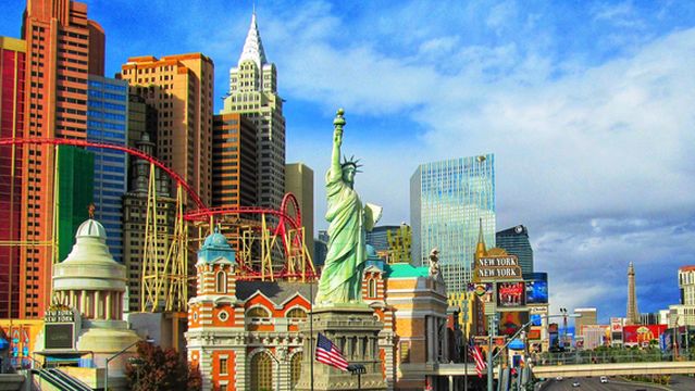 Replica Statue of Liberty