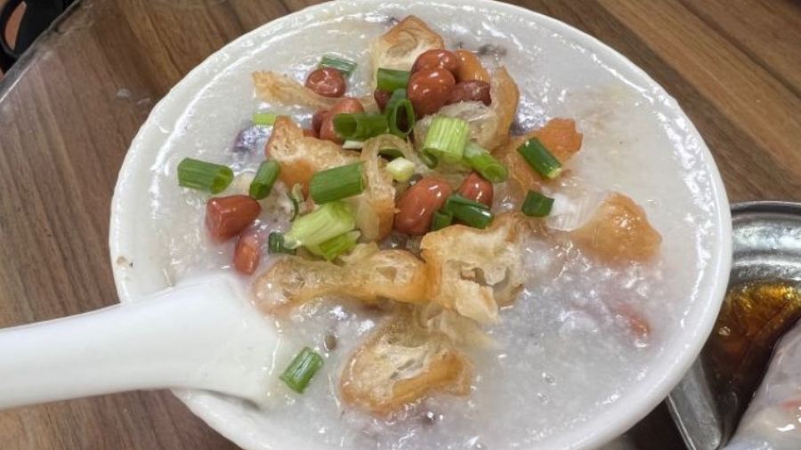 西湖驰名艇仔粥