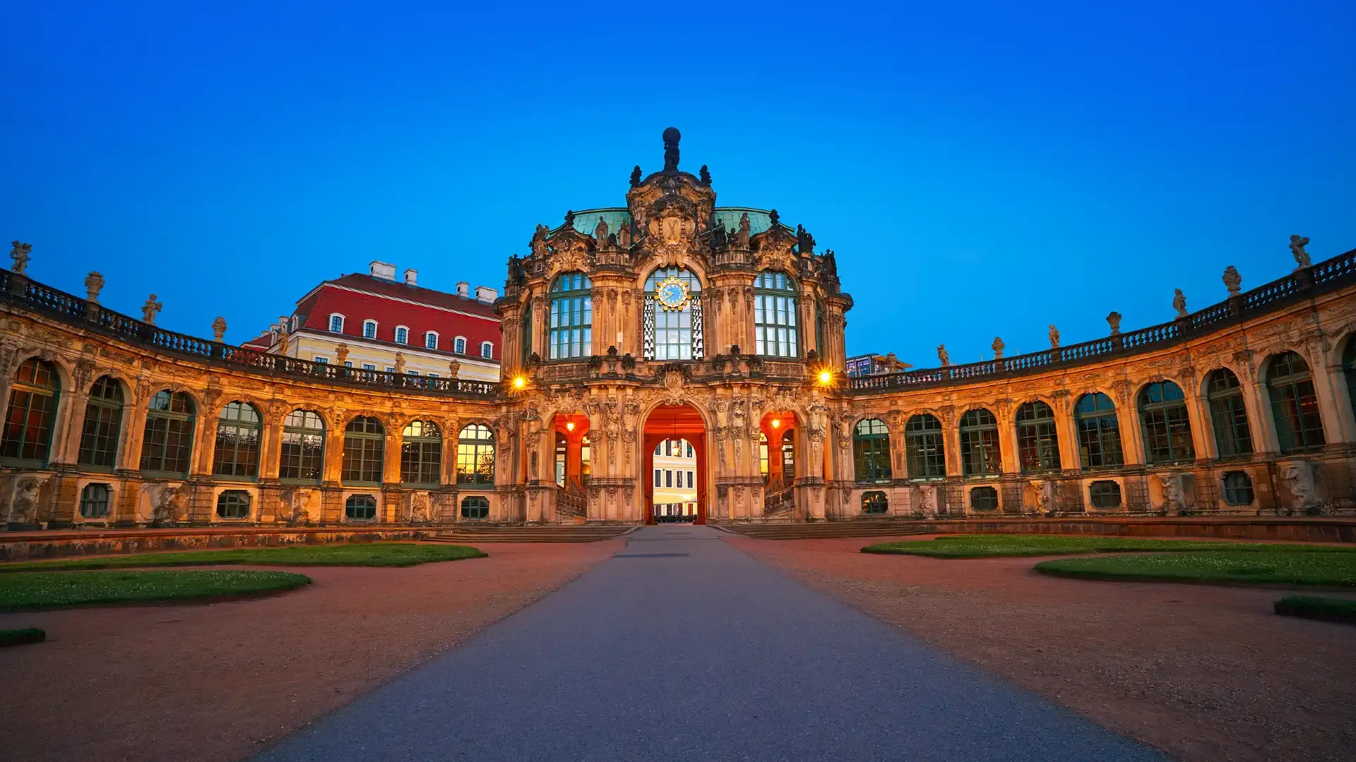 Hotels near تسفينغر - Zwinger