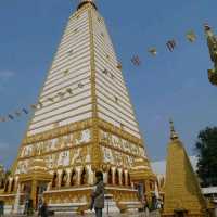 วัดพระธาตุหนองบัว อุบลราชธานี