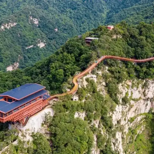 ลานสกียอดนิยมใกล้เหว่ยหนาน