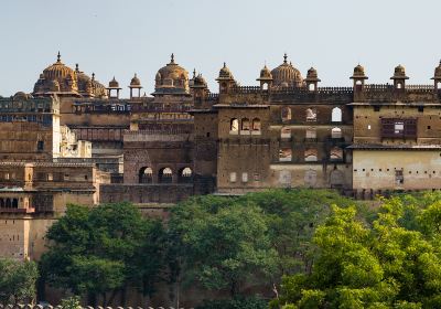 Orchha Forts