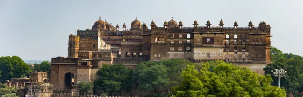 Melbourne to Jabalpur Flights