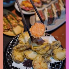 Hundo Lounge Izakaya ảnh của người dùng