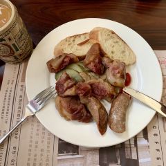 DongHai Cafe User Photo