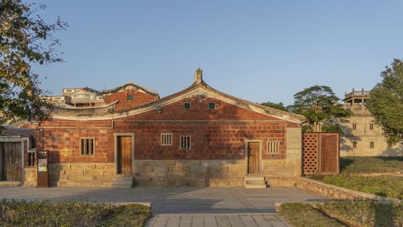 2人起私家團石獅黃金海岸石窟公園晉江梧林傳統村落一日遊泉州廈門上門接駁