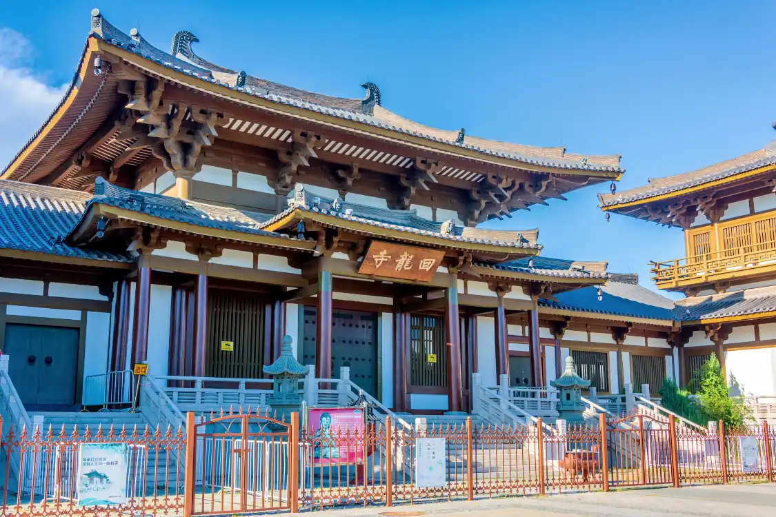 Hotels near Huilong Temple