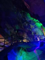 Longquan Cave