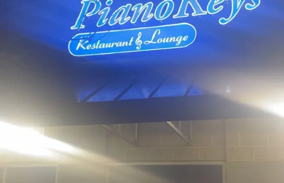 Piano Keys Restaurant & Lounge