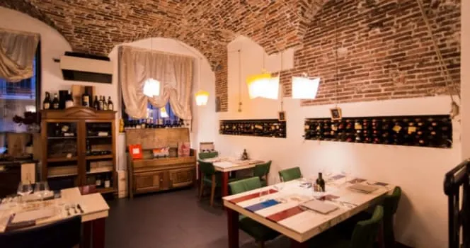 La Cantina Clandestina