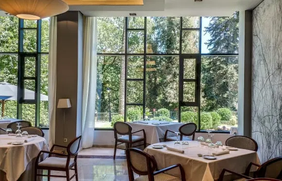 Restaurante Palacio de Eguilior, Parador de Limpias