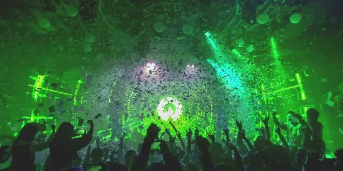 WARP SHINJUKU image 1