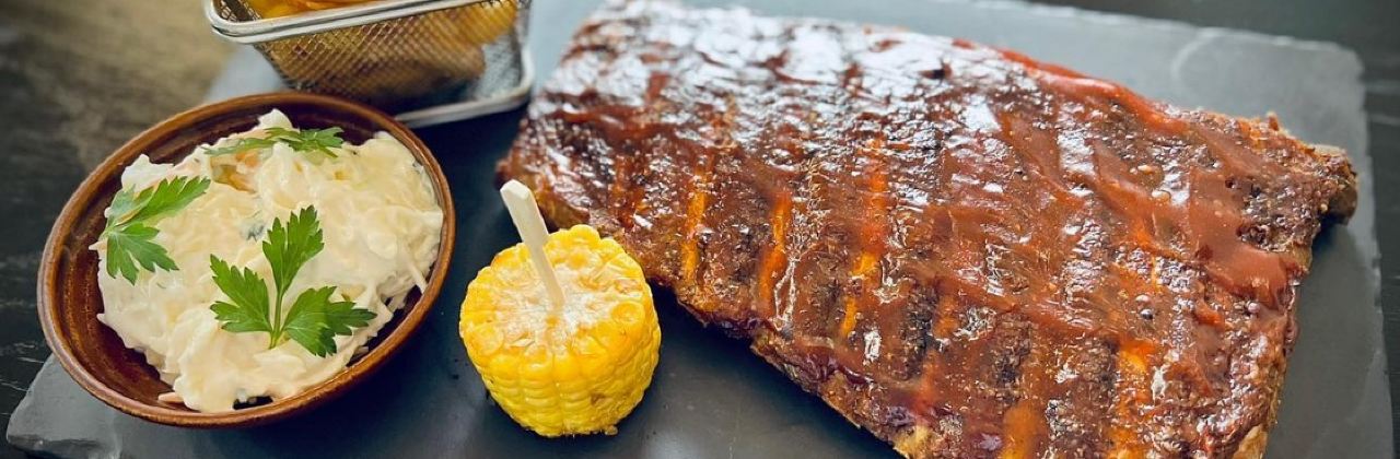 RED PEPPER Hungarian restaurant