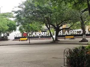 Parque Principal Carmen de Apicalá