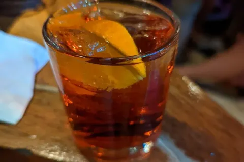 Exit Bar