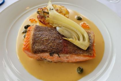 La Vue Waterfront Restaurant