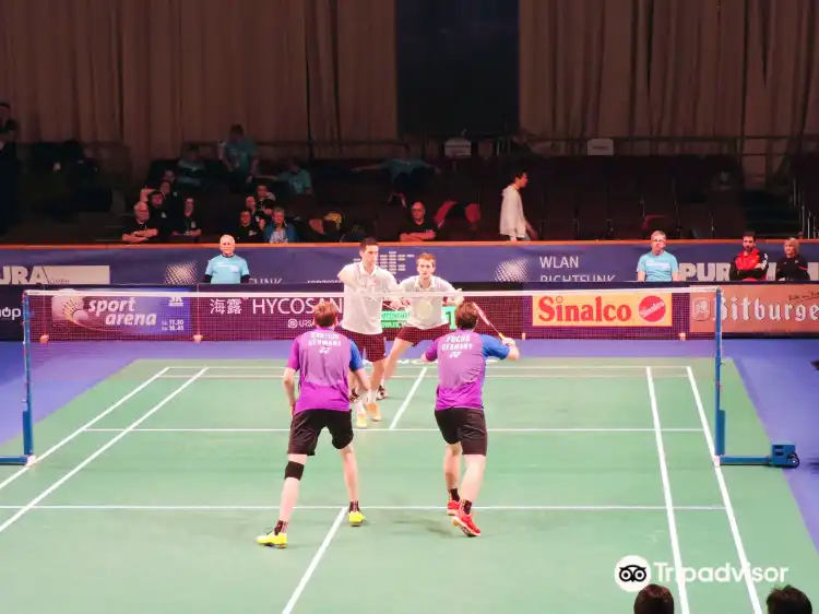 Các khách sạn gần Saarlandhalle