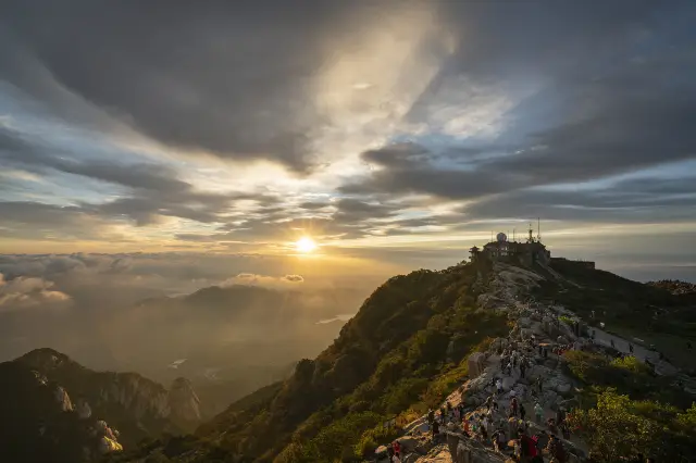 Sunrise Sightseeing in Tai'an