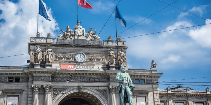 Zurich HB Station