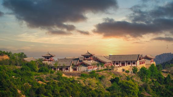 Tianlong Mountain Scenic Area