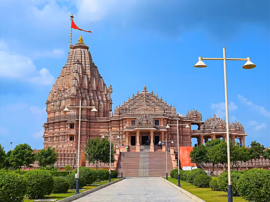 Voli ${{cityDName}} Rajkot